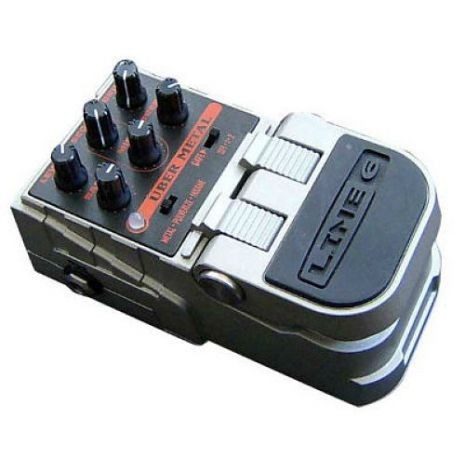 Pedal Line 6 Ubermet	Uber Metal pedal, pedal con tres tipos de distorsión.